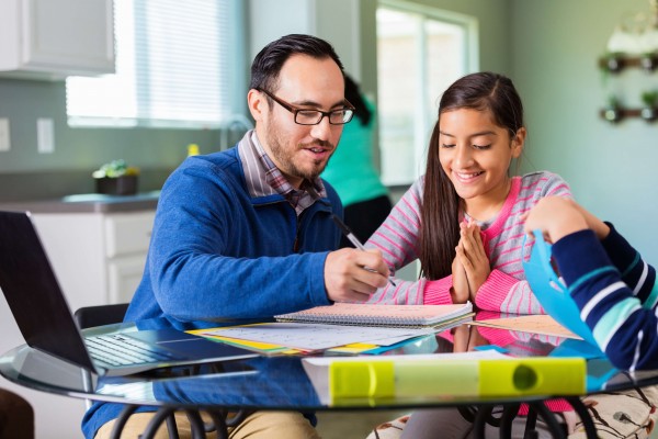 NumberWorksnWords maths and English tuition Father homeschools his children in their kitchen 524011120 3869x2579 2